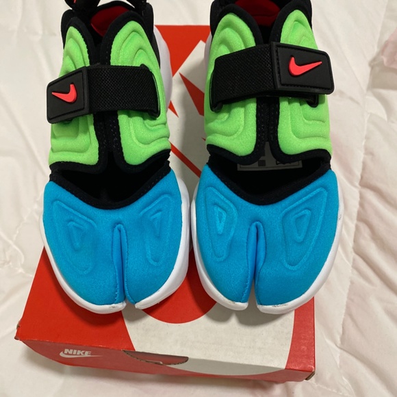 NWB Nike Aqua Rift - Picture 3 of 7